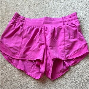 Lululemon Sonic Pink (I’m pretty sure) Hotty Hot Low-Rise Short 2.5”